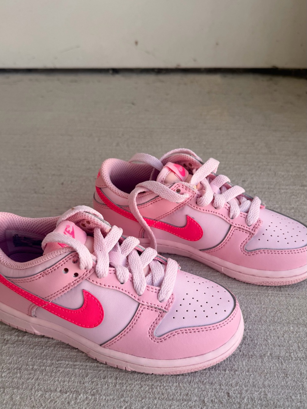Nike Girls' Pink Low-Top Dunk with Hot Pink Swoosh - Picture 2 of 6